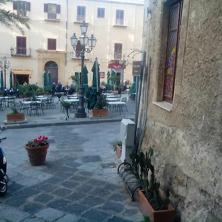 Lucrezia Apartment Cefalu